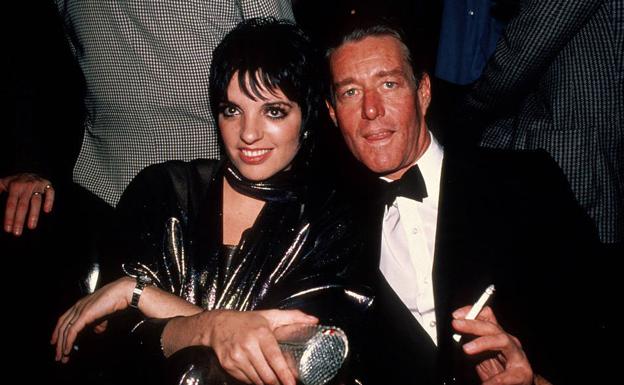 Halston, el creador de la ropa que vistes