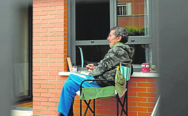 Casi 1.500 personas esperan una plaza en residencias de mayores de la Comunidad