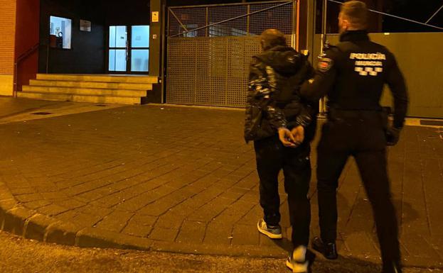 Dos detenidos por robar con fuerza en una vivienda de la pedanía murciana de Guadalupe