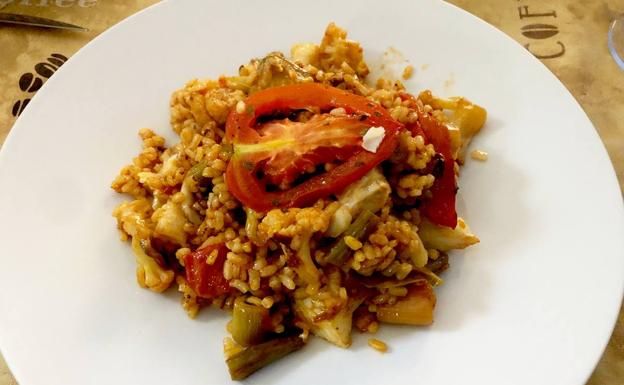 Arroz con verduras al horno