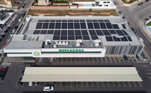 Mercadona prevé invertir 60 millones de euros en energía fotovoltaica en 2023