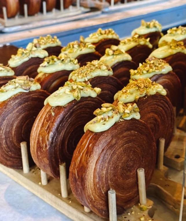 El croissant redondo que arrasa en redes sociales llega a Murcia