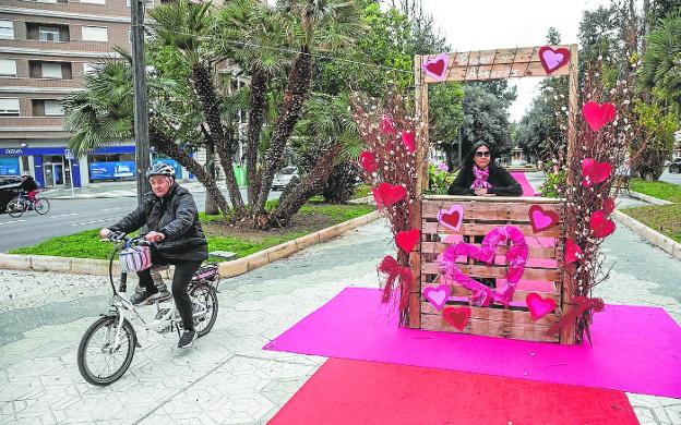 El amor triunfa en el centro de Cartagena