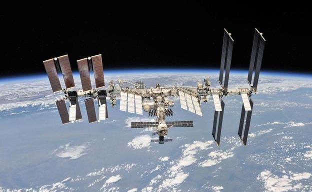 Los astronautas atrapados en la ISS tendrán que esperar a marzo para ser rescatados