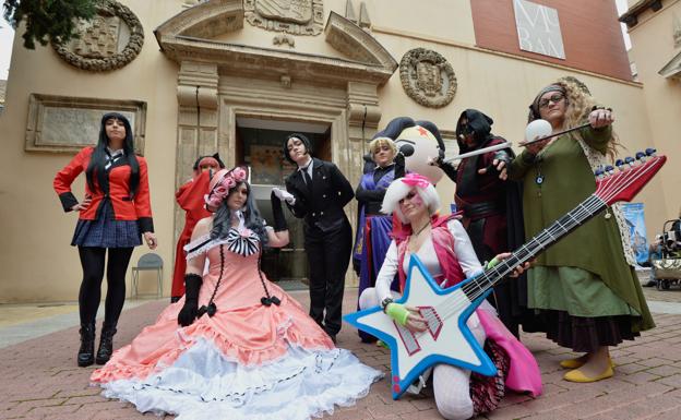 Juegos, 'k-pop' y el mayor 'Artist Alley' de la Región de Murcia en el Winter Freak