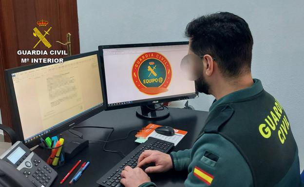 Investigan a dos menores que 'hackearon' dos ordenadores de un instituto de Totana para robar información