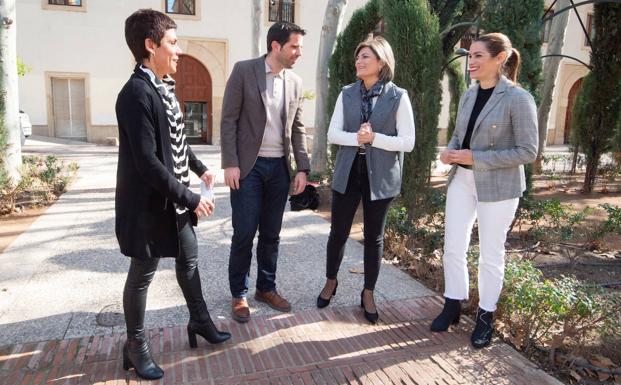 El transporte público enfrenta a Murcia, Beniel y Santomera con la Comunidad