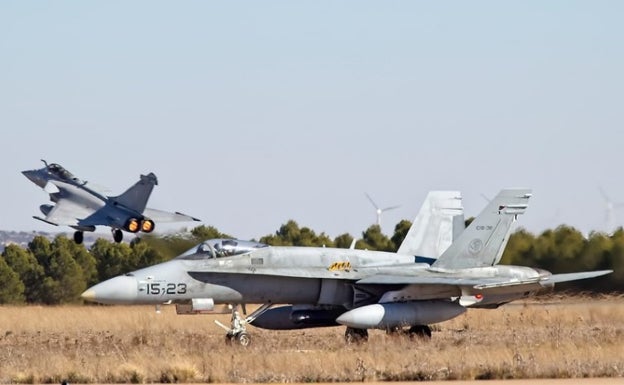 El Ejército del Aire anuncia nuevas maniobras militares en Lorca que pueden provocar «estampidos sónicos»