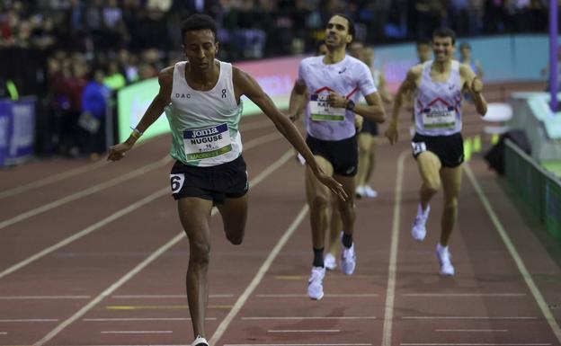 Mo Katir se queda a un segundo del récord de España de 1.500 bajo techo