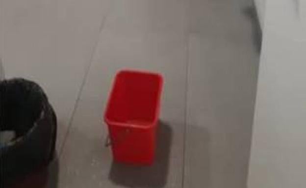 El alcalde de Librilla niega que en el cuartel de la Policía Local haya goteras, como critica UGT