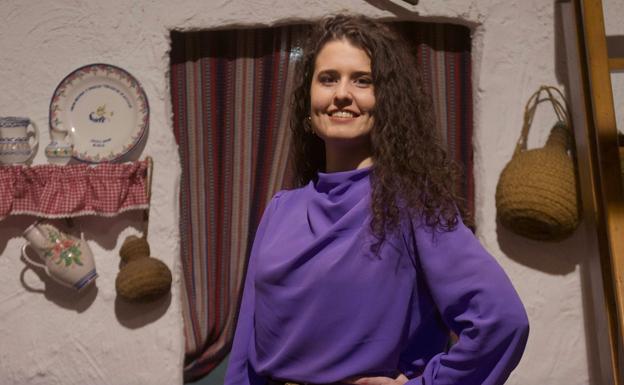 Mª Inmaculada Martínez Alcaraz: «La esencia de nuestras fiestas reside en las calles»