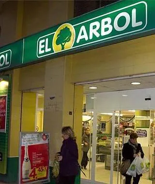 Dia crece en España con la compra de los supermercados El Árbol | La Verdad