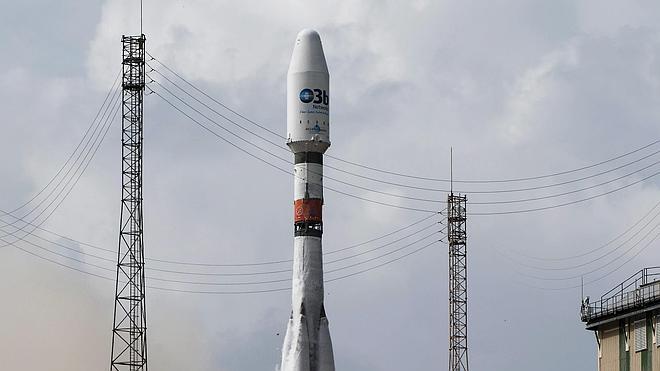 La nave de carga rusa Progress M-24M se acopló con éxito a la Estación Espacial Internacional