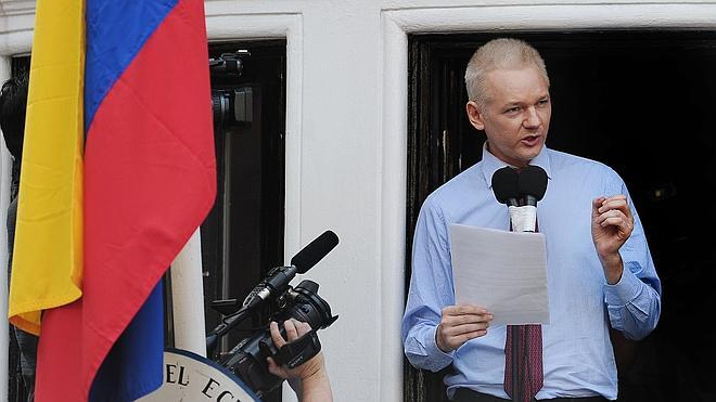 Los dos años de asilo de Assange en la embajada de Ecuador