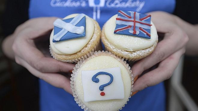 El 'No' a la independencia de Escocia se mantiene seis puntos por encima del 'Sí'