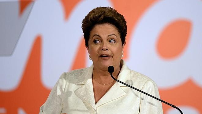 Rousseff se jugará la reelección con el 'esprinter' Neves