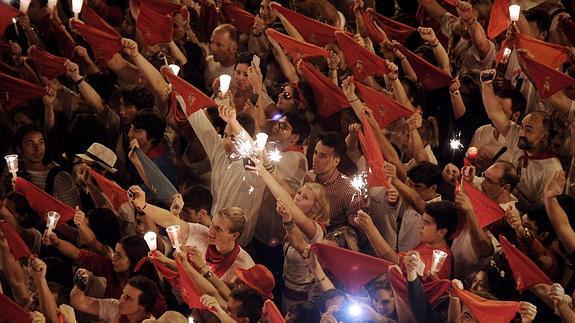 Una pitada al alcalde despide los Sanfermines de 2015