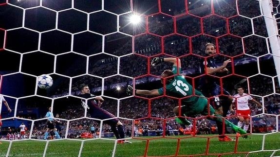 El Atlético entregó los colores y el fortín