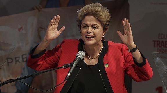 El Congreso brasileño rechaza otras cinco peticiones de juicio contra Rousseff