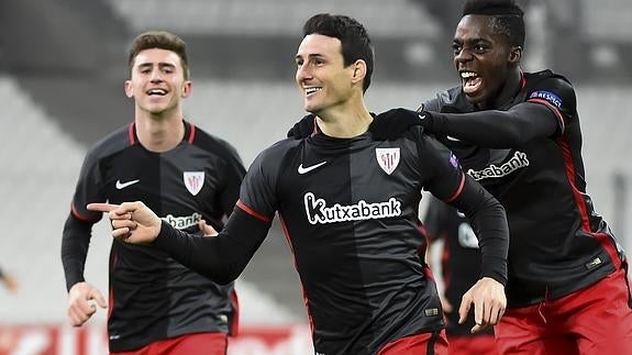 Una genialidad de Aduriz triunfa en Marsella