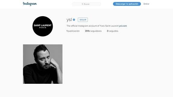 Yves Saint Laurent hace borrón y cuenta nueva
