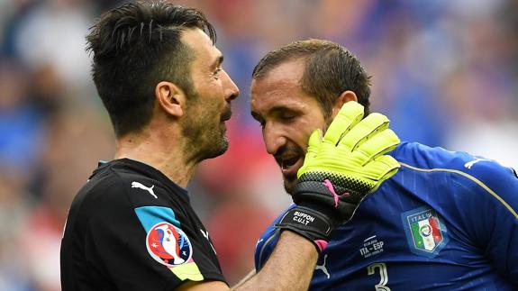 Chiellini se vistió de Morata y Buffon completó la ‘vendetta’