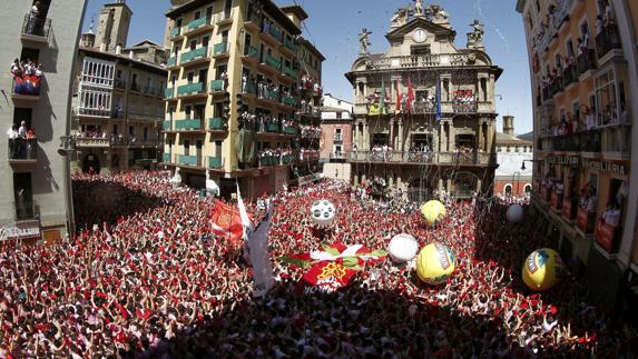 Pamplona da inicio a 204 horas ininterrumpidas de fiesta y diversión