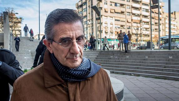 La acusación particular pide 26 años de cárcel al padre Román por abusos sexuales