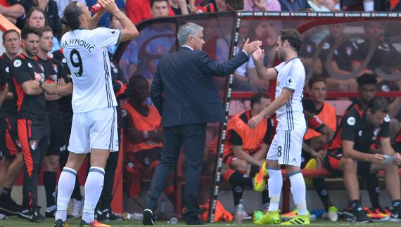 Mourinho debuta con triunfo ante el Bornemouth