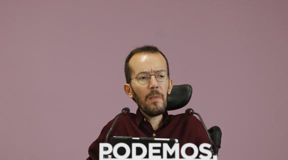 Podemos amenaza al PSOE con retirar su apoyo en las autonomías si se abstiene frente a Rajoy