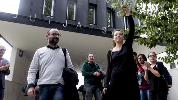 Los Mossos detienen a la alcaldesa de la CUP de Berga por desobedecer al juez