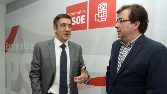 Fernández Vara y Patxi López se citan en Madrid