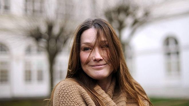 Carla Bruni: «Pasar por el Elíseo no me dejó herida»