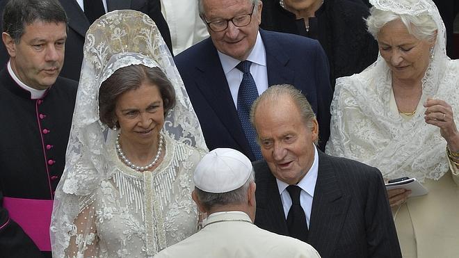 Los Reyes se encuentran por primera vez con Francisco
