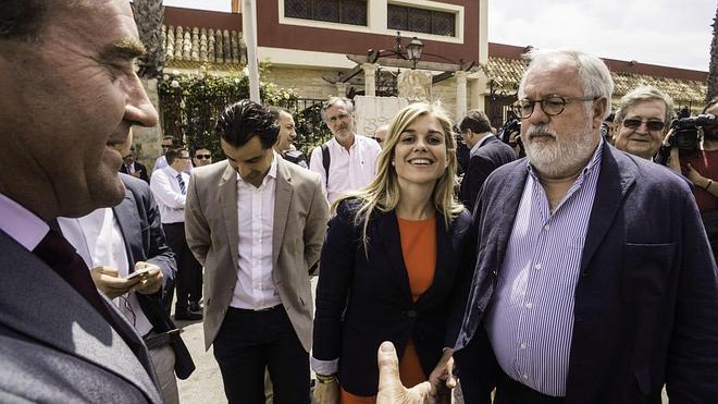 Cañete afirma que el PP es el único partido que defiende a los agricultores de la Vega