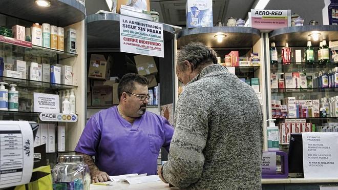 Los farmacéuticos piden una reunión «urgente» para abordar la deuda