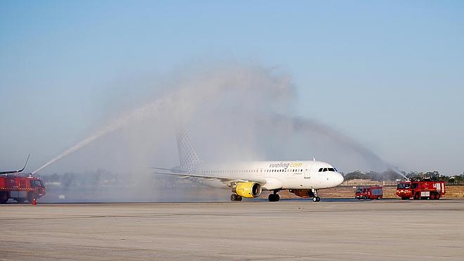 La nueva línea de Vueling hacia San Petersburgo arranca con aviones llenos