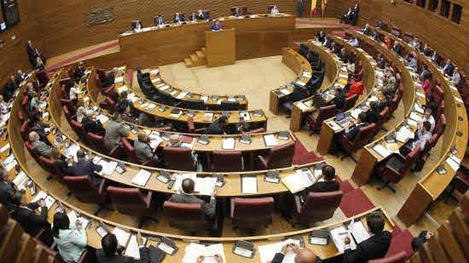 Les Corts rechaza una comisión de investigación sobre 'Gürtel'