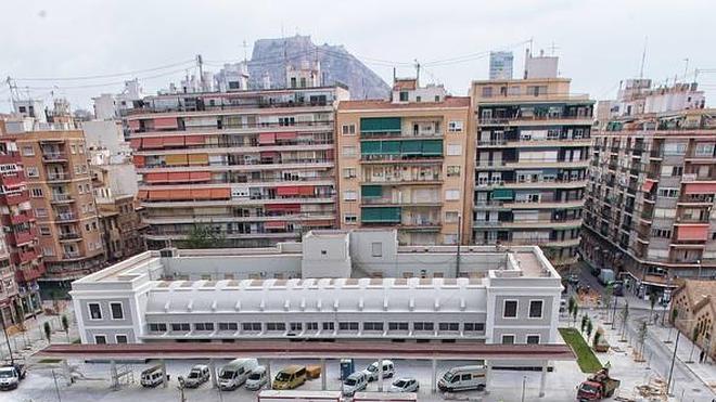 La plaza Séneca abre al público con una imagen renovada por completo