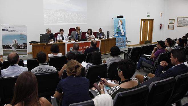 Pastor pide nuevas fórmulas para la depuración de aguas