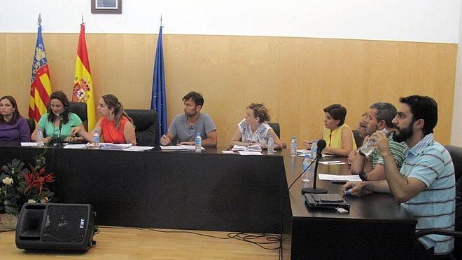 La oposición obliga a Bañuls a asumir la rebaja de intereses del Plan de Ajuste