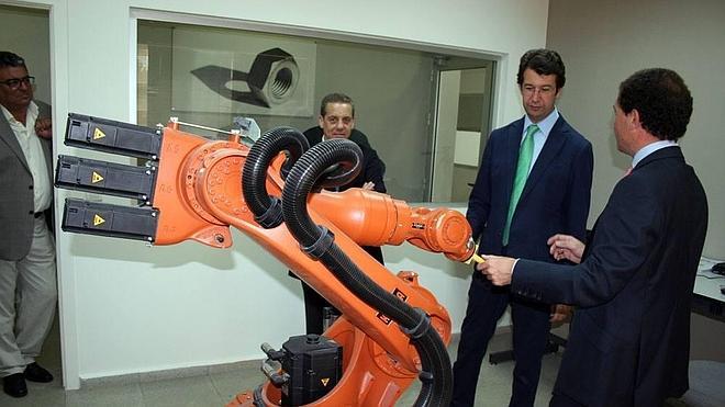 Ruiz apoya la solicitud para que la Semana Santa sea de Interés Nacional