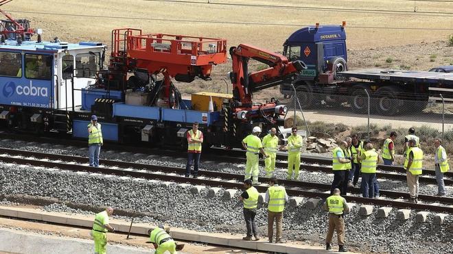 El AVE Albacete-Alicante retoma el funcionamiento por ambas vías