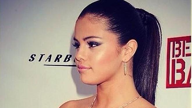 Selena Gómez pide perdón a Orlando Bloom por la actitud de Justin Bieber