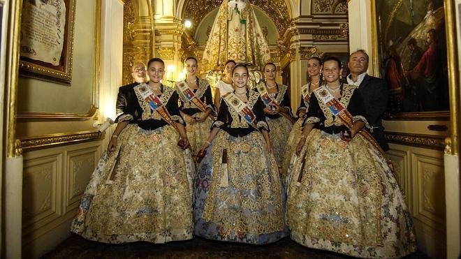 Camafeos de la Patrona para reinas y damas