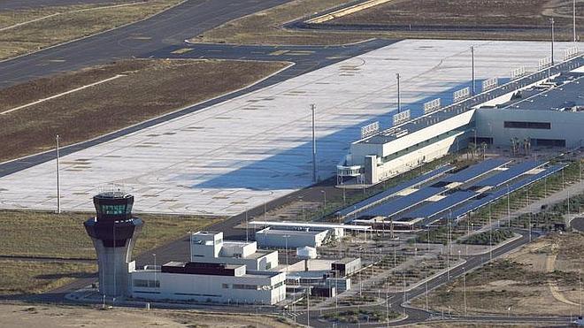 El Ministerio de Fomento comunica que necesitará entre 6 y 24 meses para cerrar San Javier