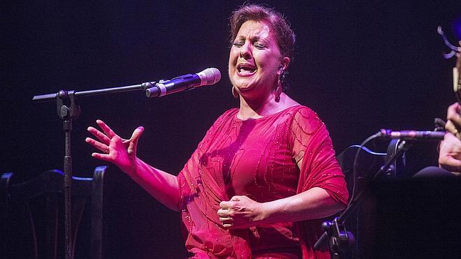 La entrega de Carmen Linares