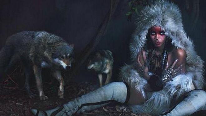 Rihanna, erótica y salvaje para 'W Magazine'