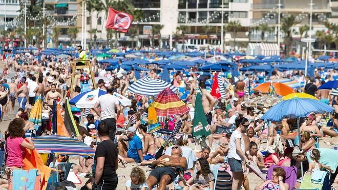 Benidorm registra un buen inicio de mes en ocupación hotelera a pesar de caer un 1,2%