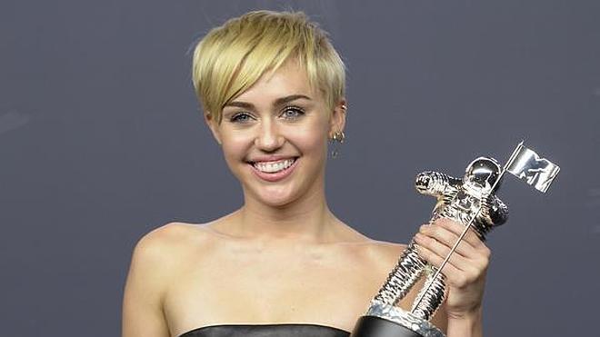 Miley Cyrus le arrebata el triunfo a Beyoncé en los MTV Video Music Awards 2014